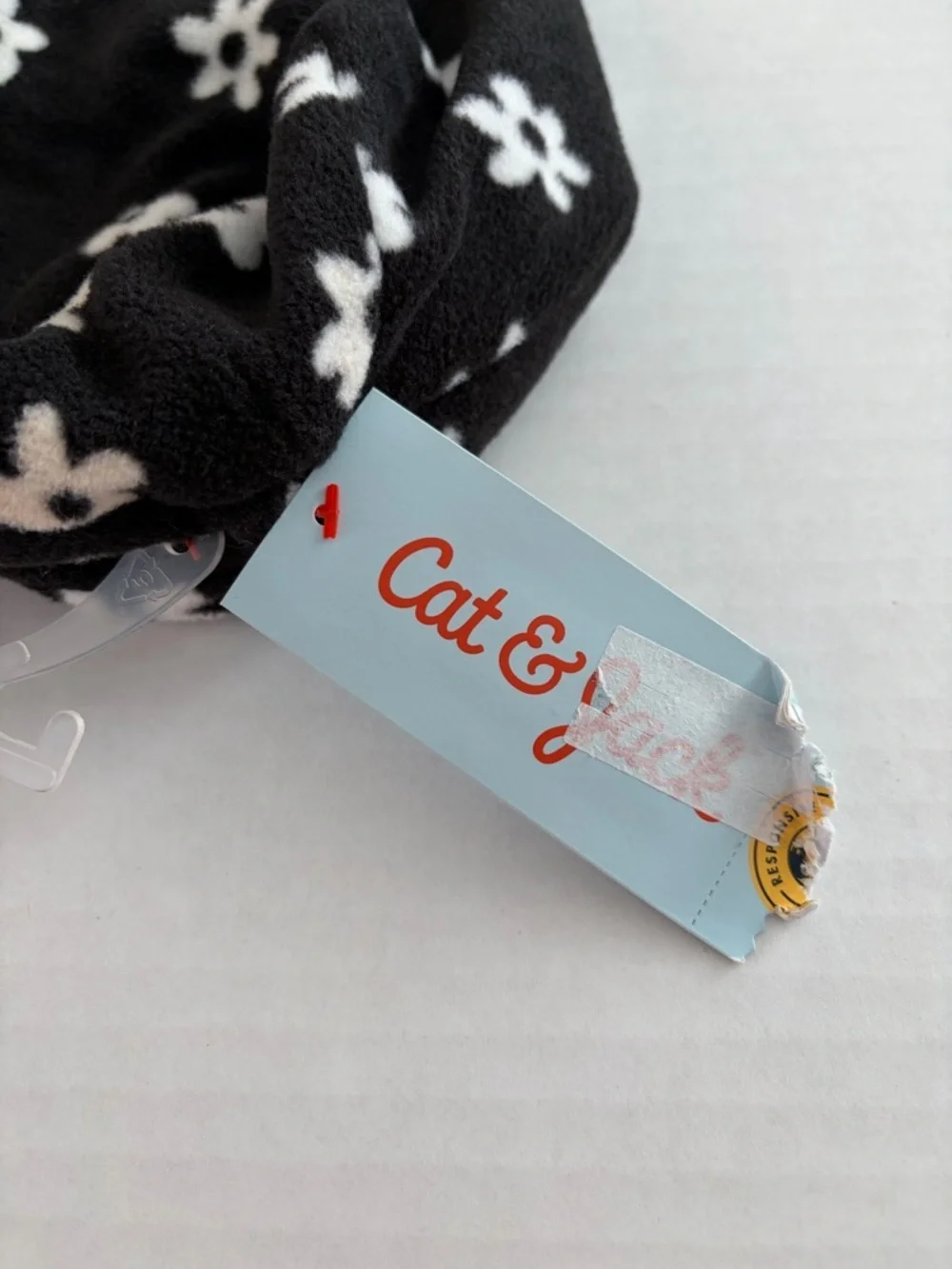 Cat & Jack Black White Daisy Fleece Beanie OSFM Kids NWT